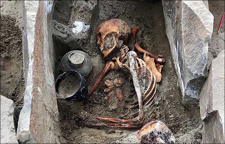 ‘Sleeping Beauty’ Mummy Discovered 2,000 Years After Death Wearing Skirt And Clutching Make-Up Box