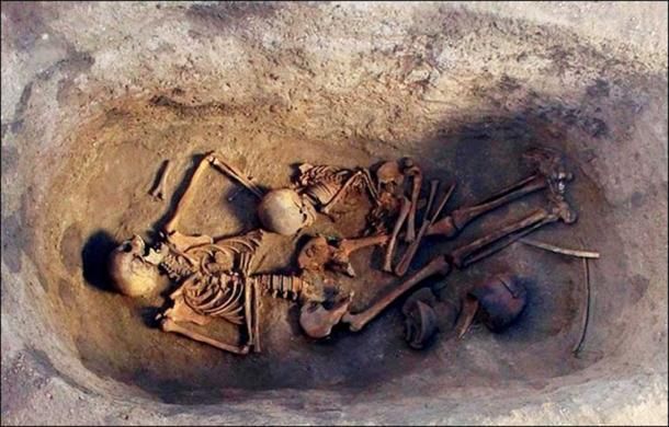 Bronze Age Burial Site of Powerful Woman Discovered Under the Ancient Palace in Spain