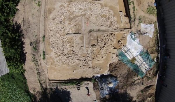 Hut Built Out of Mammoth Bones