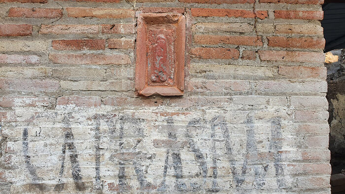 A “Fast Food” Shop Is Uncovered In Pompeii, Depicting Some Of The Dishes They Would Eat
