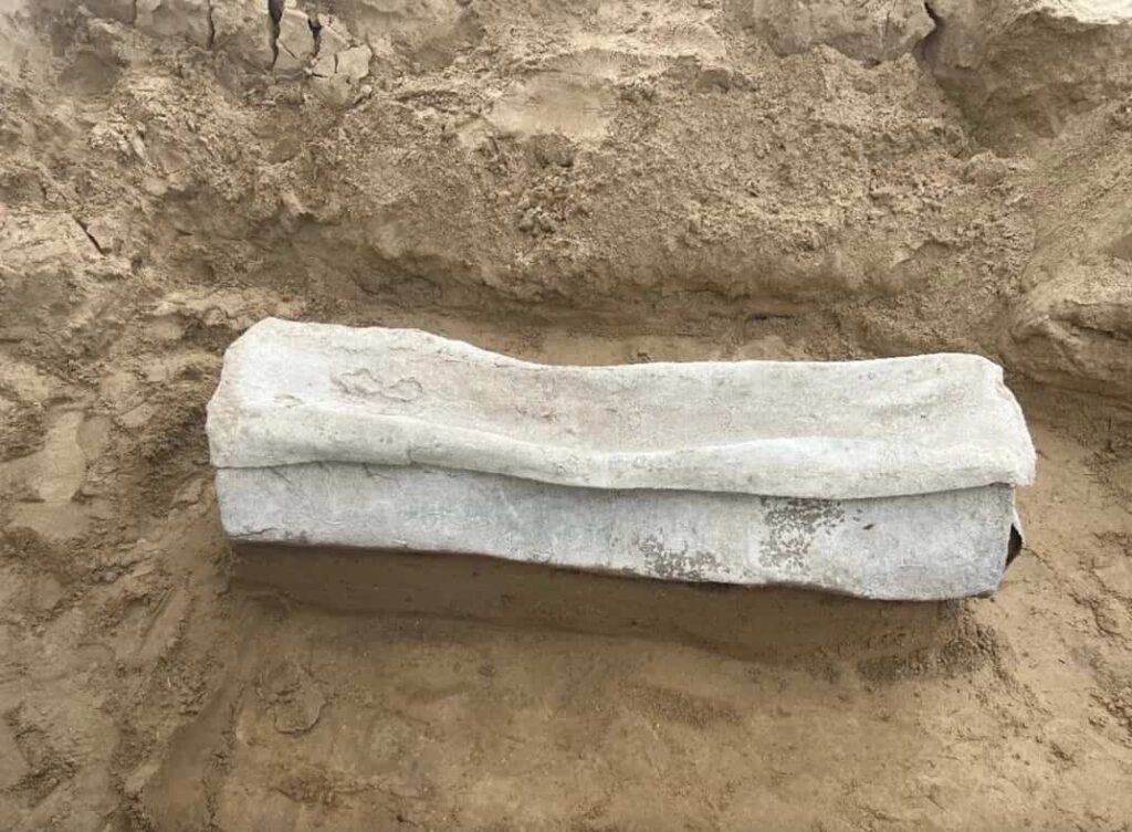 Roman-Era Cemetery With Over 100 Tombs Unearthed in Gaza