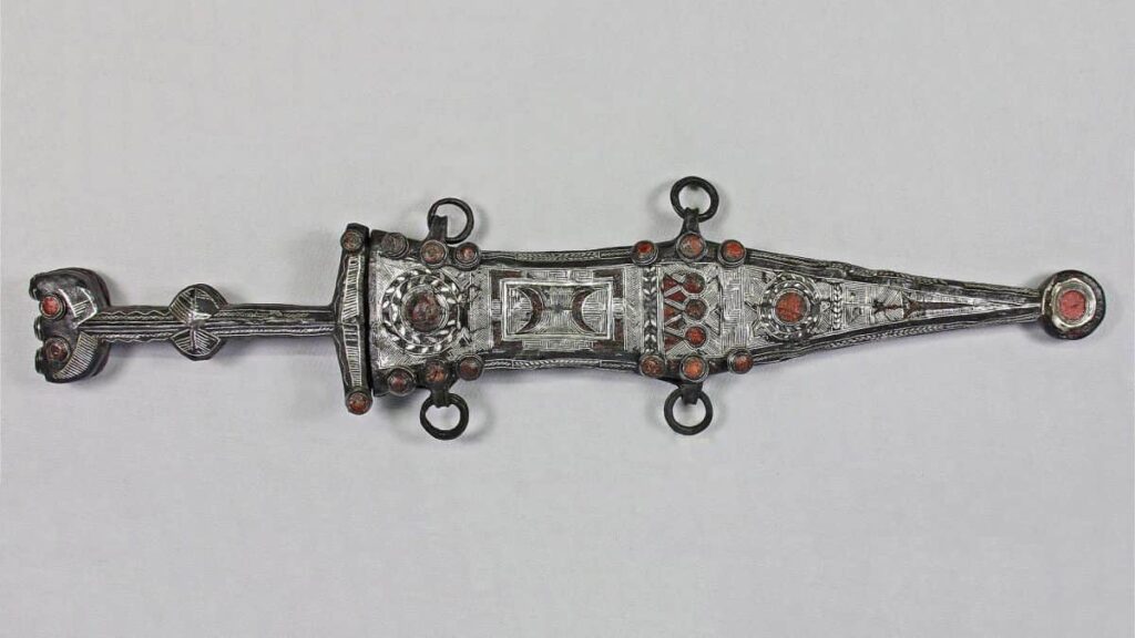 Roman Dagger Unearthed by Archaeology Intern in Germany
