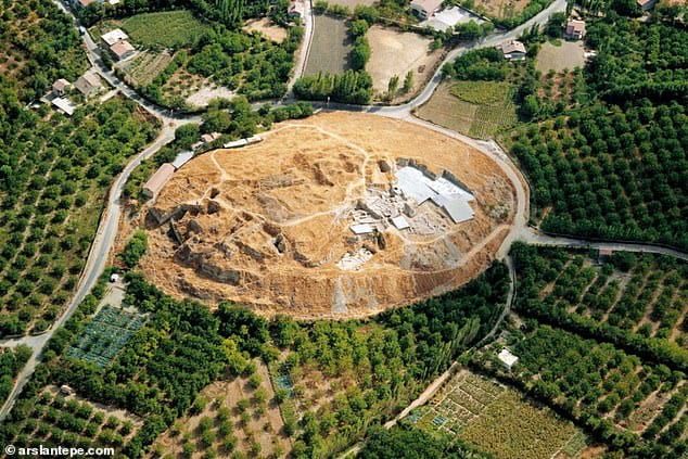 Child Skeleton Unearthed in Turkish City of Malatya