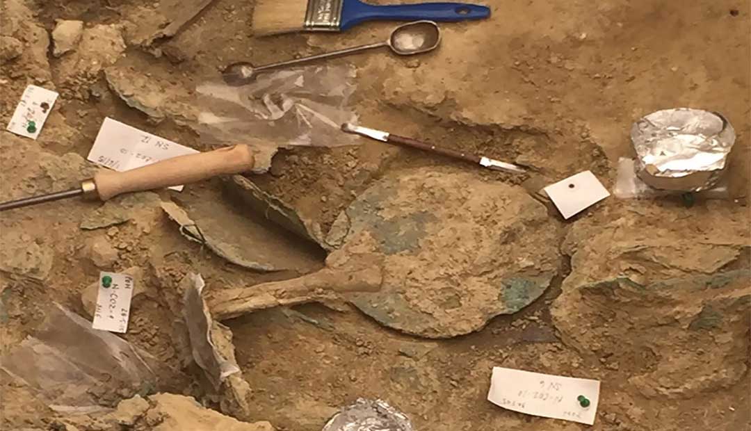 3,500-Year-Old Warrior's Grave Discovered in Greece