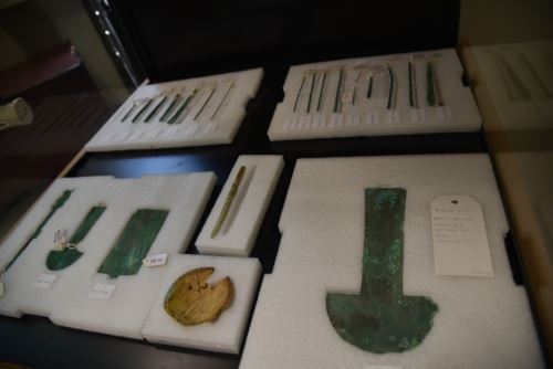 Surgical Kit Unearthed in Sican Tomb, Peru