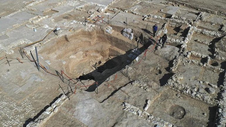 Luxurious 1,200-Year-Old Mansion Unearthed
