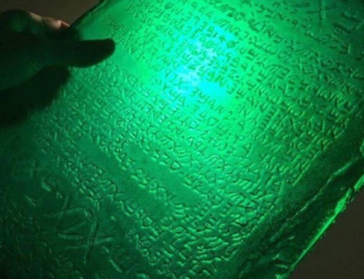 Legendary Emerald Tablet and its Secrets of the Universe