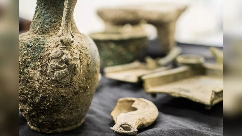 Roman ‘Battle Spoils’ Recovered from Robbers in Jerusalem
