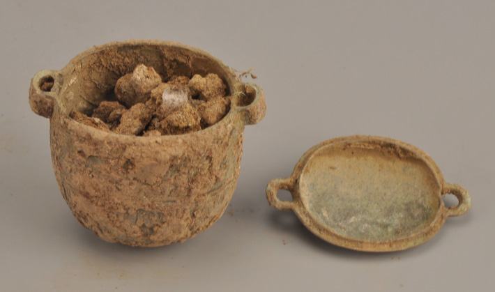 Possible 2,700-Year-Old Face Cream Found in China