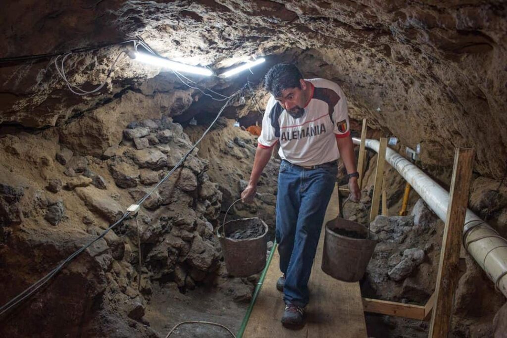 Geologists Map Secret Tunnel and Chamber Beneath Aztec Pyramid