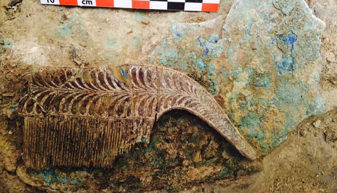 3,500-Year-Old “Griffin Warrior” Tomb