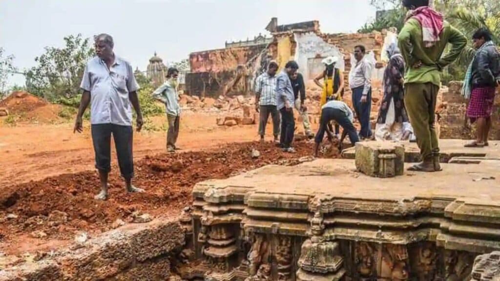 10th-Century Temple Discovered Near Suka-Sari Complex in Bhubaneswar