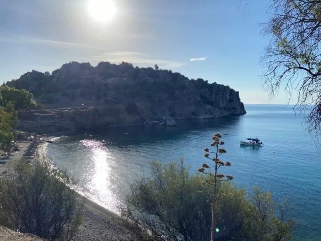 Archaeologists Discover Asini's Secret Ancient Port Beneath Greece's Waves