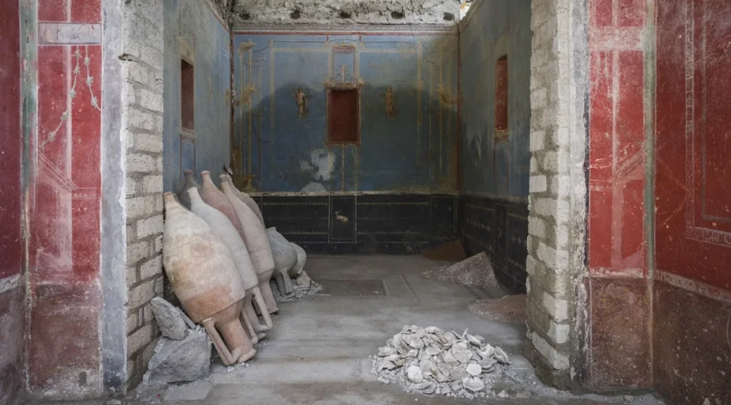 Latest Discovery in Pompeii ‘Treasure Chest’
