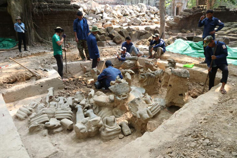 Sculptures Discovered at Khmer Temple in Cambodia