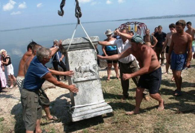 2,500-Year-Old Greek City of Phanagoria Reveals Stele of Persian King Darius I — One-Third Now Underwater