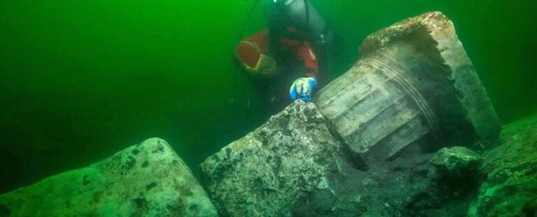 Divers Uncover Ancient Temple Submerged Within The ‘Egyptian Atlantis’