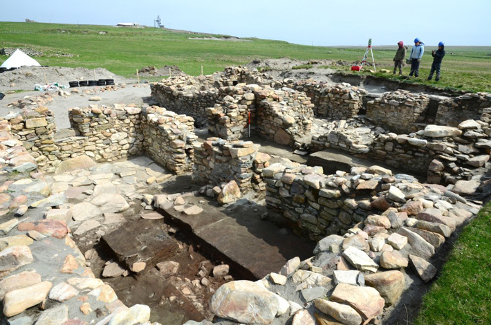 Scotland’s 17th-Century Sand-Covered Settlement Explored