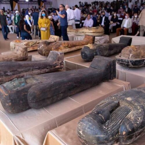 Archaeologists Discover 59 Ancient Coffins and Mummies in Egypt’s Saqqara Necropolis