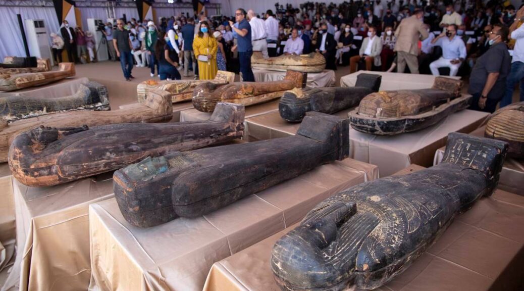 Archaeologists Discover 59 Ancient Coffins and Mummies in Egypt’s Saqqara Necropolis