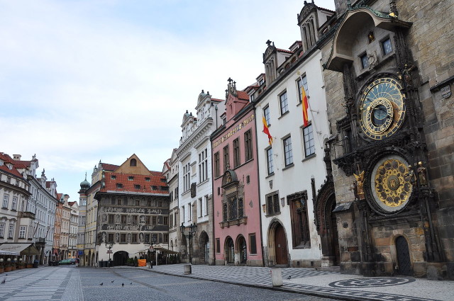 Prague Astronomical Clock: 600-Year-Old Medieval Wonder Still Ticks