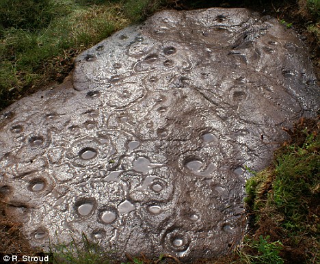 Britain’s Hidden Stone Age Rock Art Discovered in Northern England