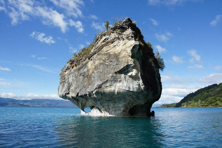 6,000-Year-Old Marble Caves Carved by Waves in Patagonia
